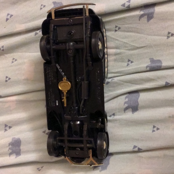 Limited Edition Police Liberty Classics 1936 Dodge Police 8212 - Picture 4 of 15